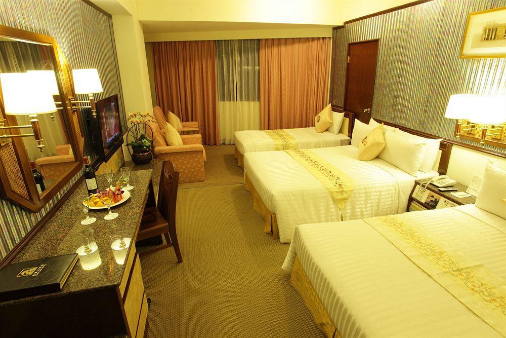 Pleasant Hotels International Taoyuan Bagian luar foto