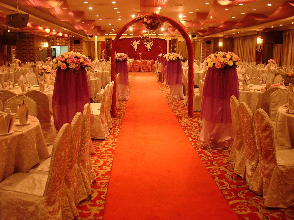 Pleasant Hotels International Taoyuan Bagian luar foto