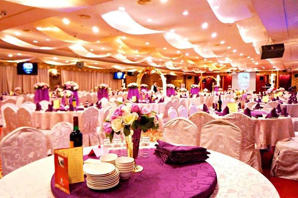 Pleasant Hotels International Taoyuan Bagian luar foto