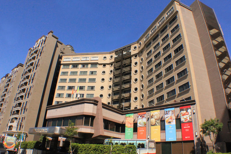 Pleasant Hotels International Taoyuan Bagian luar foto