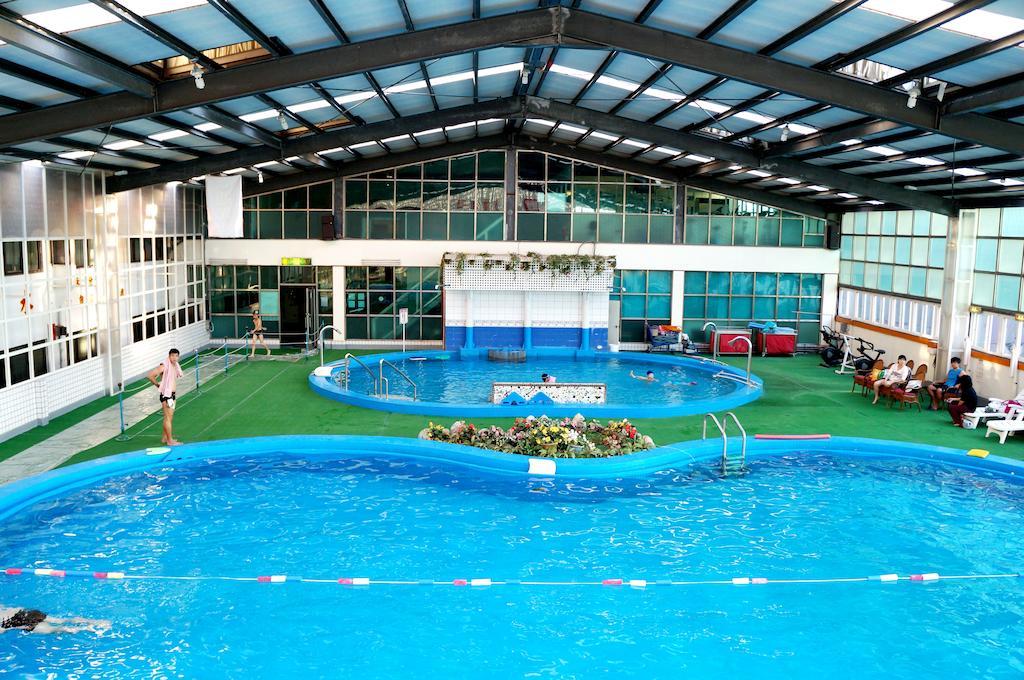 Pleasant Hotels International Taoyuan Bagian luar foto