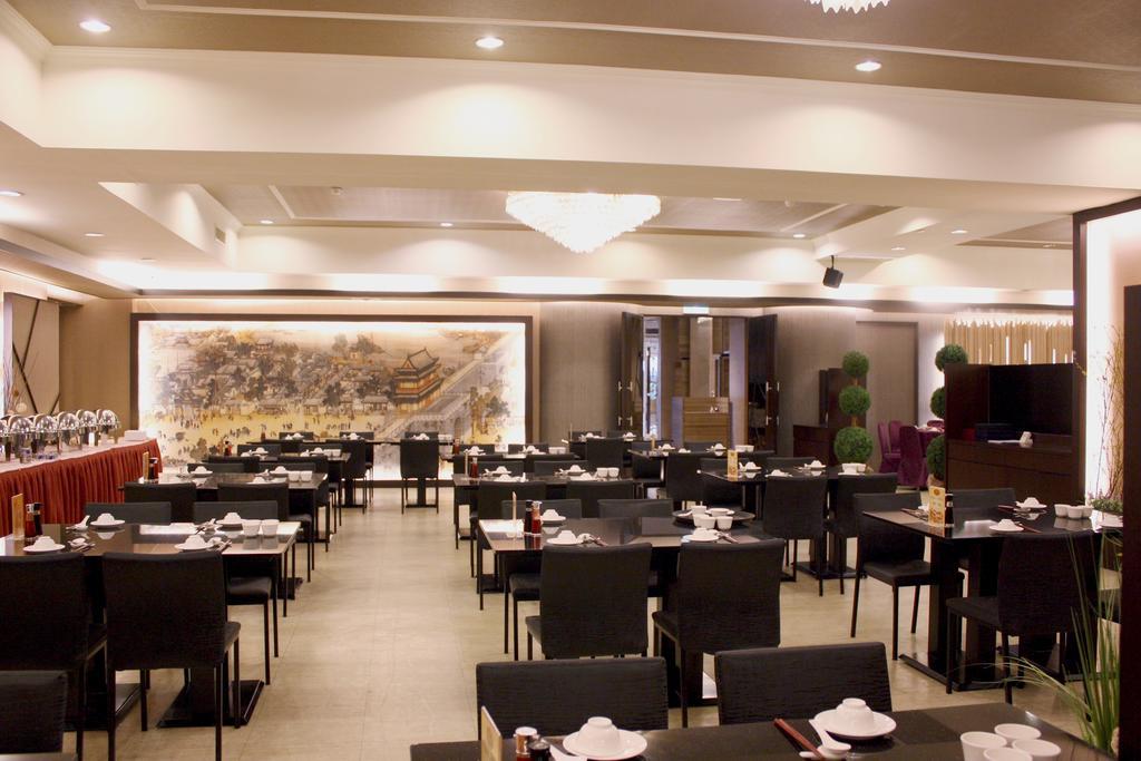 Pleasant Hotels International Taoyuan Bagian luar foto