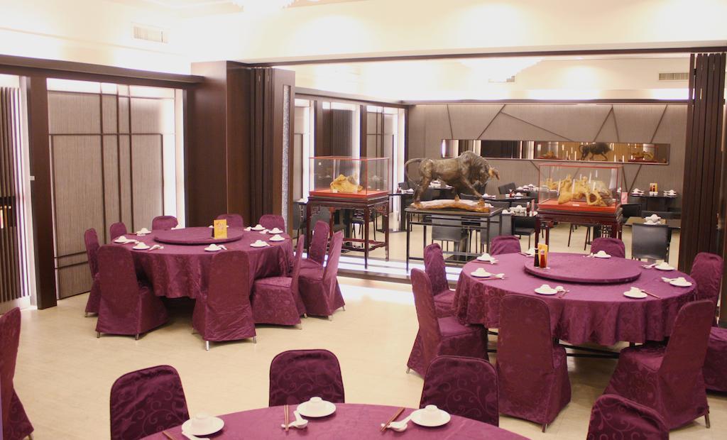 Pleasant Hotels International Taoyuan Bagian luar foto