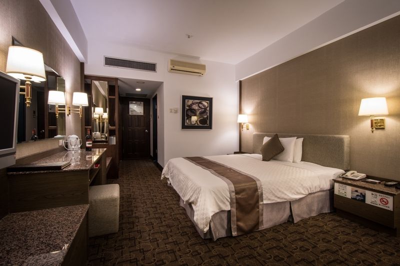 Pleasant Hotels International Taoyuan Bagian luar foto